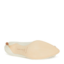 Load image into Gallery viewer, Manolo Blahnik - Hangisi 70 crystal-embellished satin pumps White